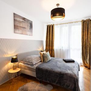 Camera con letto queen size